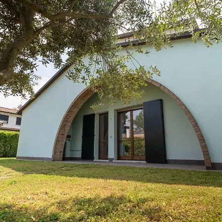 Olivelli 2 Villa *
